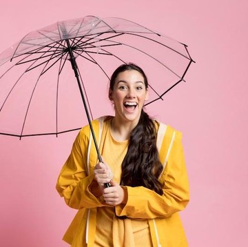 5 Tips Merawat Kulit Saat Musim Hujan agar Tetap Sehat dan Glowing Alami