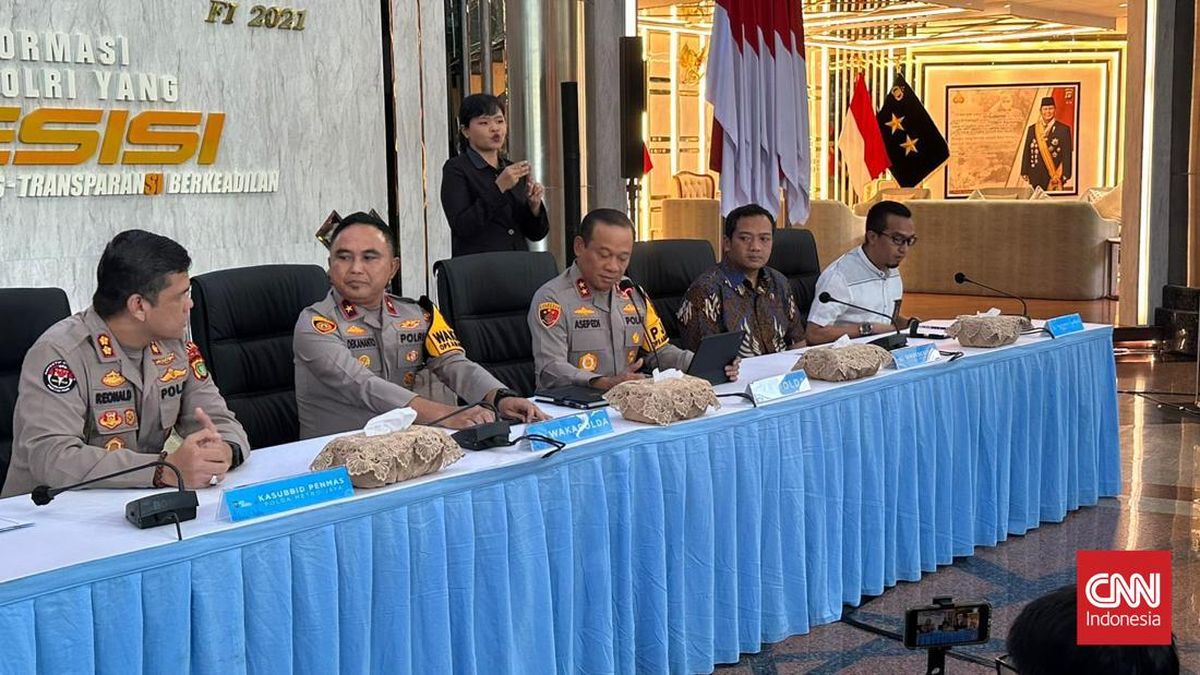 Polisi Tetapkan Roy Suryo Cs Jadi Tersangka Kasus Ijazah Jokowi