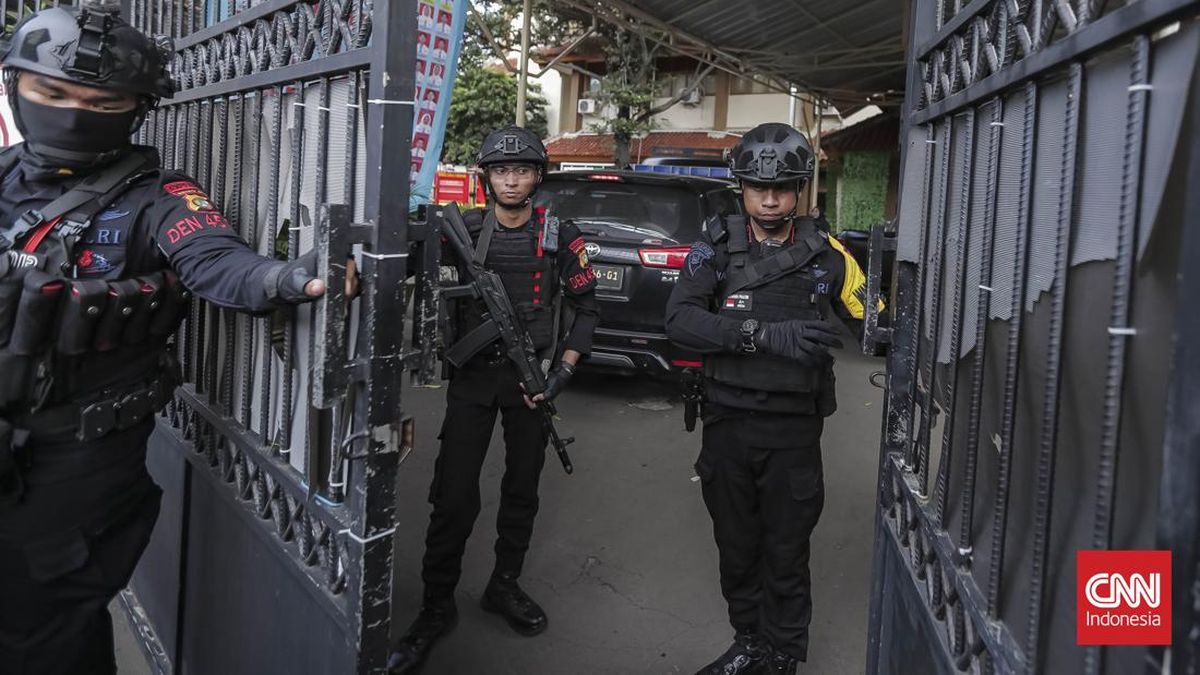 Prabowo Minta Prioritaskan Korban di Ledakan SMA 72 Kelapa Gading