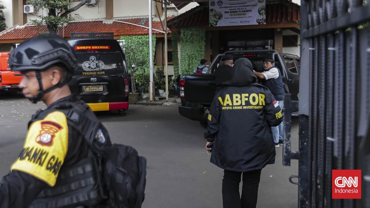 Polisi Dalami Terduga Pelaku Ledakan SMA 72 Diduga Korban Bullying