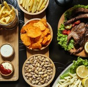 7 Makanan dan Minuman Sehari-hari yang Bisa Tingkatkan Tekanan Darah, serta Cara Konsumsi Amannya