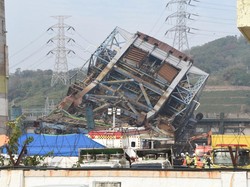 Menara 60 Meter di Pembangkit Listrik Korsel Runtuh, 3 Orang Tewas