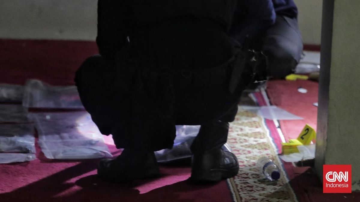 Densus Menelusuri Motif dan Jaringan Terduga Pelaku Ledakan SMA 72