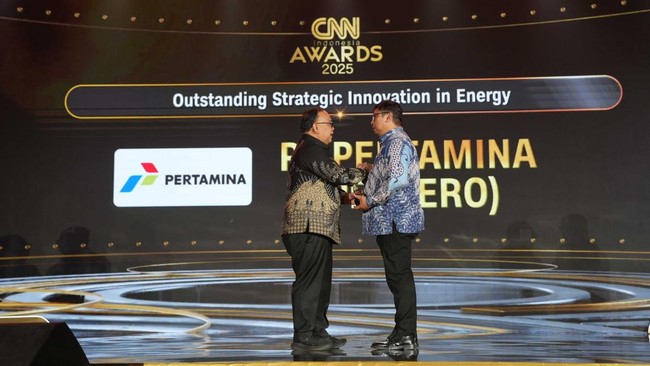 Pertamina meraih penghargaan CNN Indonesia Awards 2025 untuk inovasi energi melalui program OPTIMUS yang menanfaatkan DICE.