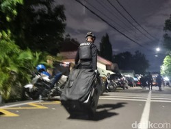 Olah TKP Ledakan SMAN 72 Kelapa Gading Usai, Tim Gegana Bawa Koper Besar