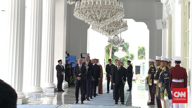 Presiden Prabowo menerima penyerahan Surat Kepercayaan Duta Besar dari 12 negara pada Jumat (7/11) di Istana Merdeka, Jakarta Pusat.