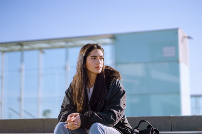 Scorpio tampak percaya diri di depan orang dekat, namun dapat menjadi sangat pendiam dan tertutup di lingkungan baru./ Foto: freepik.com/wirestock