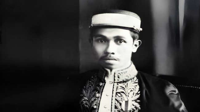 Sultan Bima XIV, Muhammad Salahuddin, ditetapkan sebagai Pahlawan Nasional 2025. Penganugerahan akan dilakukan pada 10 November di Istana Negara.