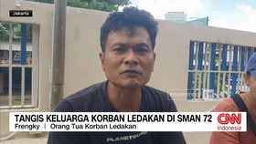 VIDEO: Tangis Keluarga Korban Ledakan di SMAN 72