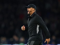 Kompany Menuju Rekor Baru Bundesliga