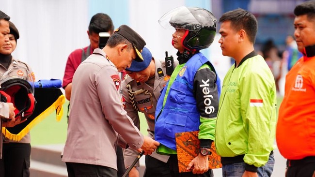 Korlantas Polri menunjuk kelompok ojek online sebagai duta keselamatan lalu lintas.