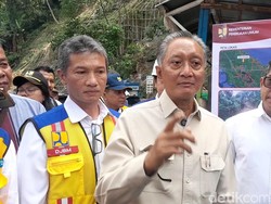 Tinjau Penanganan Longsor Jalur Medan-Berastagi, Menteri PU: Rampung Desember