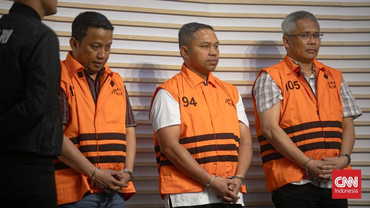 KPK Geledah Kantor Gubernur Riau Abdul Wahid, Sita Dokumen Anggaran