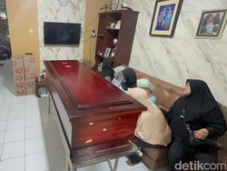 Jenazah Reno yang Ditemukan Terbakar di Kwitang Dimakamkan Hari Ini