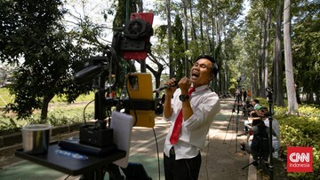 FOTO: Live Streaming Jadi Ladang Cuan di Era Digital