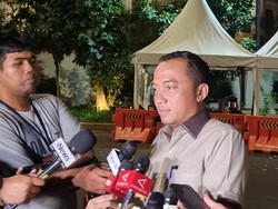 Prabowo Rapat dengan Menteri-Kapolri di Minggu Malam, Ledakan SMAN 72 Dibahas