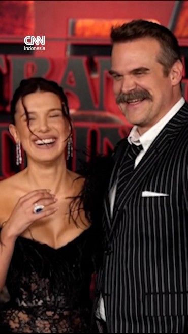Millie Bobby Brown dan David Harbour Tampil Akrab Saat Isu Perundungan