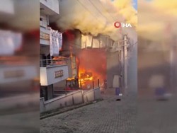 Video: Kebakaran Pabrik Parfum di Turki, 6 Orang Tewas