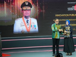 Gubernur Sulsel Raih Penghargaan Pemimpin Inovatif dan Transformatif