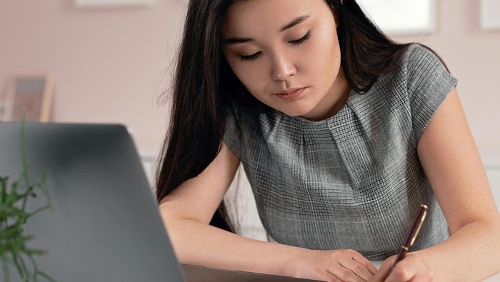 4 Tips yang Akan Buat Kamu Keluar dari Rasa Malas, Makin Produktif Sehari-hari