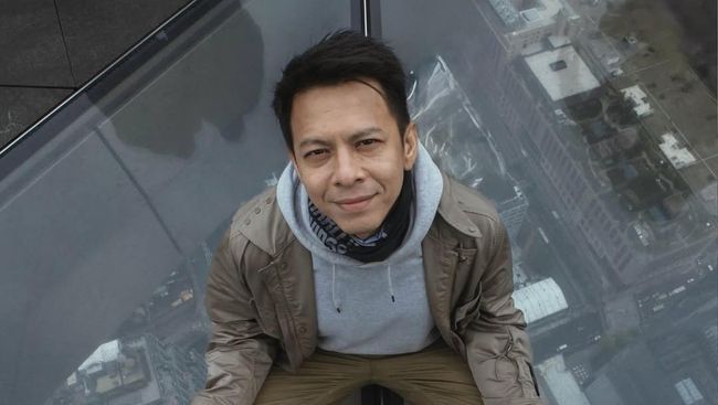 Lebih Nyaman Berumah Tangga atau Living Together? Ini Jawaban Ariel NOAH