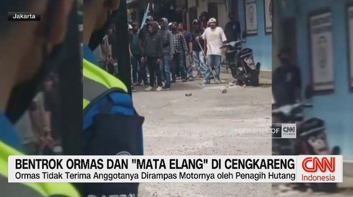 VIDEO: Bentrokan Ormas dan "Mata Elang" di Cengkareng