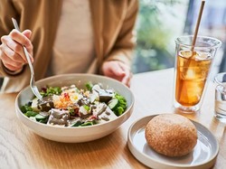 Gegara Alergi Bahan Tak Biasa, Wanita Ini Waswas Makan di Restoran