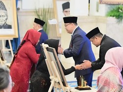 Dicari Massa Demo Tutup TPL, Bobby Lagi Hadiri Acara di Jakarta