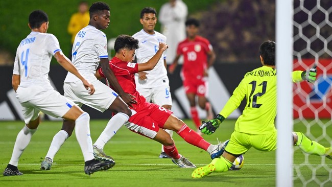 Timnas Indonesia U-17 untuk sementara imbang 1-1 melawan Honduras di laga penentu Grup H Piala Dunia U-17 2025, Senin (10/11).