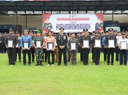 18 Polisi-TNI dan Warga Sipil Mojokerto Diganjar Penghargaan di Hari Pahlawan