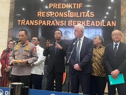 Lindungi Buruh, Kapolri Terus Optimalkan Kinerja Desk Ketenagakerjaan Polri