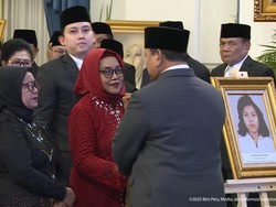 Prabowo Berikan Gelar Pahlawan Nasional ke Marsinah