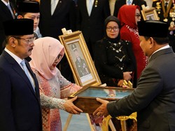 Media Asing Sorot Pemberian Gelar Pahlawan Nasional untuk Soeharto