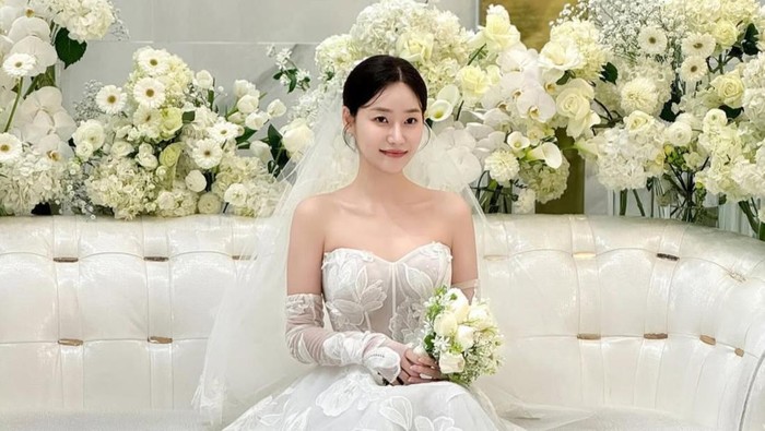 Babymoon di Bali, Yuna AOA Nantikan Kelahiran Buah Hati Pertama