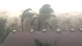 Detik-detik Topan Super Fung-wong Terjang Permukiman Pesisir Filipina