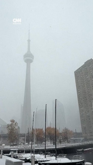 Musim Dingin Tiba, Salju Mulai Menyelimuti Kota Toronto Kanada