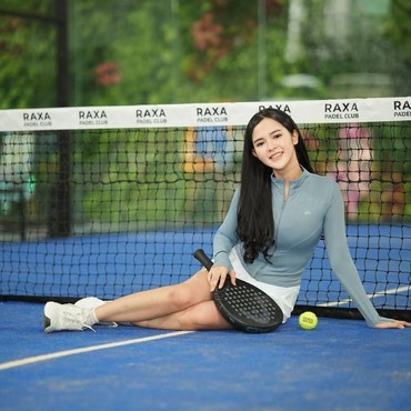 Gaya Bella Bonita Saat Main Padel Jadi Sorotan