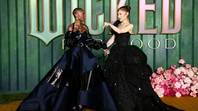 Cynthia Erivo Belajar Banyak dari Insiden Ariana Grande Diserang