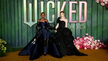 FOTO: 'Elphaba' dan 'Glinda' Siap Tuntaskan Kisah di Wicked For Good