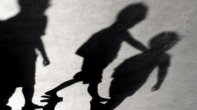 Viral Mobil Tabrak Sekelompok Bocah yang Sedang Main di Jaktim