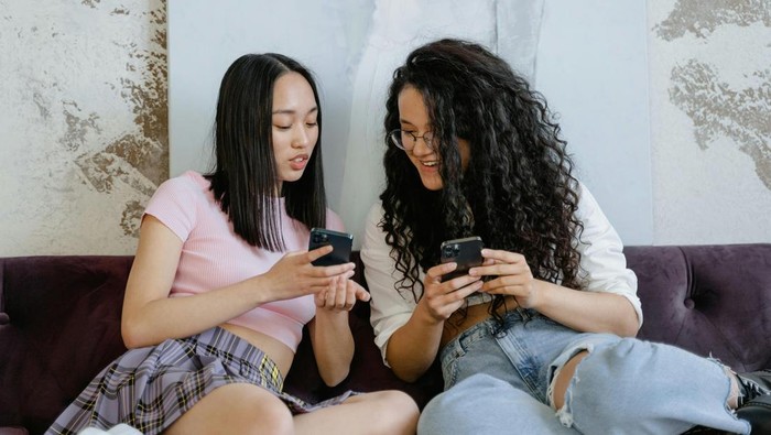 Orang yang namanya berawal 'S' terkadang self-centered. Namun mereka bisa mengontrolnya karena punya jiwa kemanusiaan.