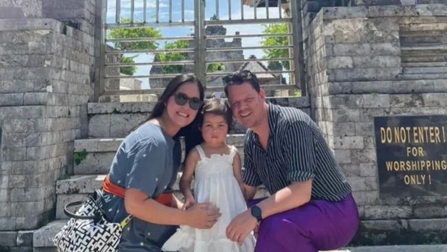 Terpopuler: Potret Gracia Indri dan Suami Belanda Liburan di Bali