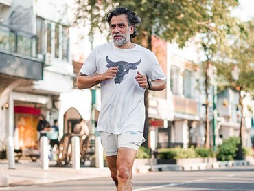 Rahasia Bugar Jeremy Thomas di Usia 55 Tahun: Kalau Makan Banyak, Besoknya Saya Bakar...