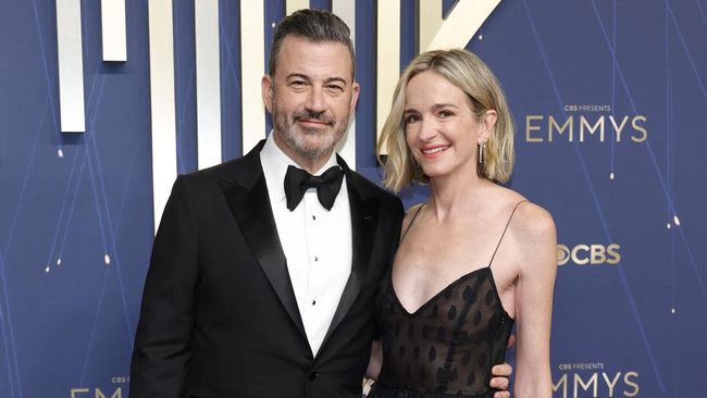 Istri Jimmy Kimmel, Molly McNearney, mengakui ia dan keluarganya sudah tak lagi berhubungan dengan anggota keluarga lainnya yang mendukung Donald Trump.