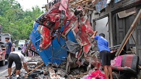 FOTO: Kecelakaan Maut di Jalur Tengkorak Purworejo, 1 Tewas
