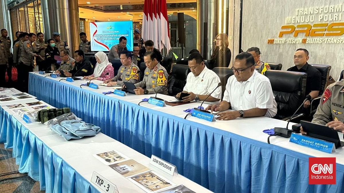 Polisi Sebut Ada 2 Bom yang Meledak di Masjid SMA 72 Jakarta