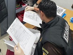 Kantor Bawaslu Tulang Bawang Digeledah Kejari, Petugas Sita Dokomen