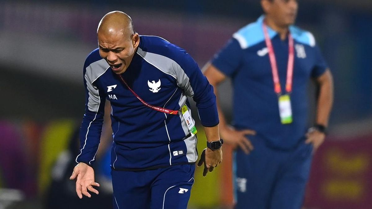 Timnas Indonesia U-17 Tersingkir, Nova Arianto Minta Maaf