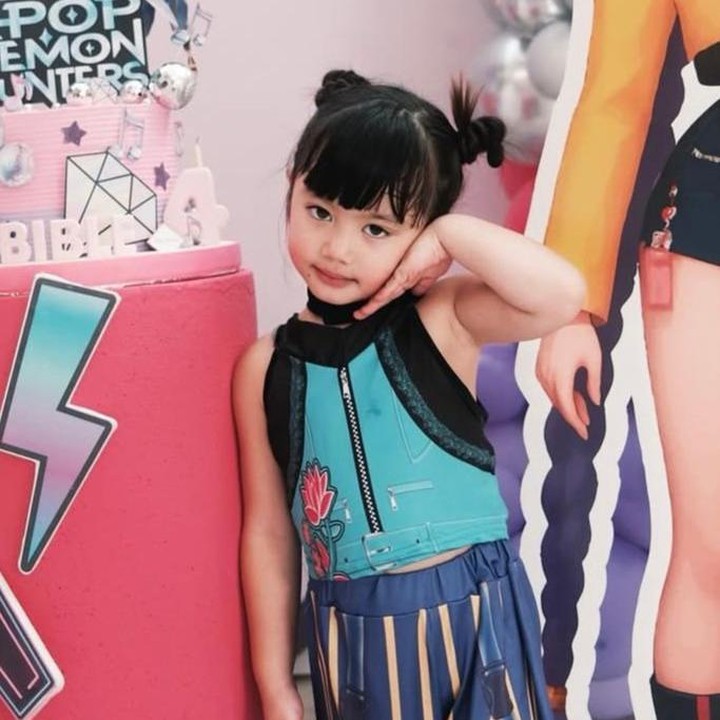 <p>Si Kecil yang akrab disapa Bible ini lahir pada 9 November 2021. Belum lama ini, ia baru saja merayakan ulang tahunnya yang keempat, Bunda. (Foto: Instagram @felicyangelista_)</p>