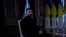 Detik-detik Listrik Padam saat Zelensky Sedang Wawancara